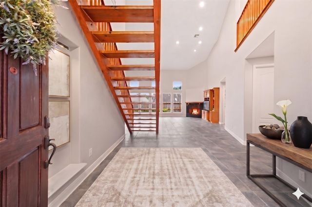 412 Live Oak Lane, Friendswood, TX 77546