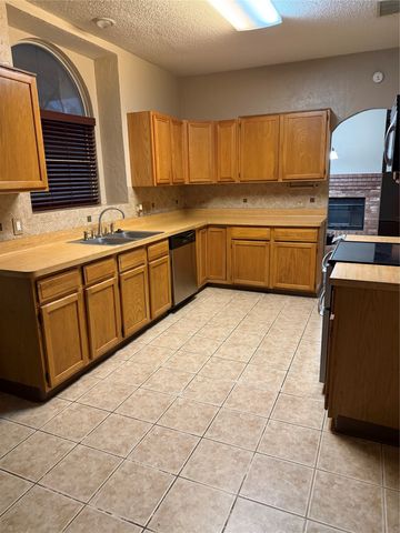 542 Chancellorsville Drive, Mesquite, TX 75149