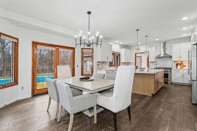 3962 Secluded Ravine Court, Maumee, OH 43537