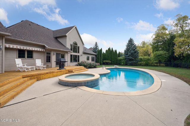3962 Secluded Ravine Court, Maumee, OH 43537