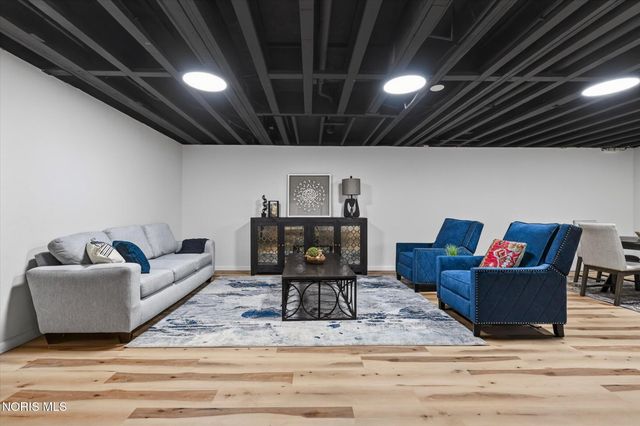 3962 Secluded Ravine Court, Maumee, OH 43537