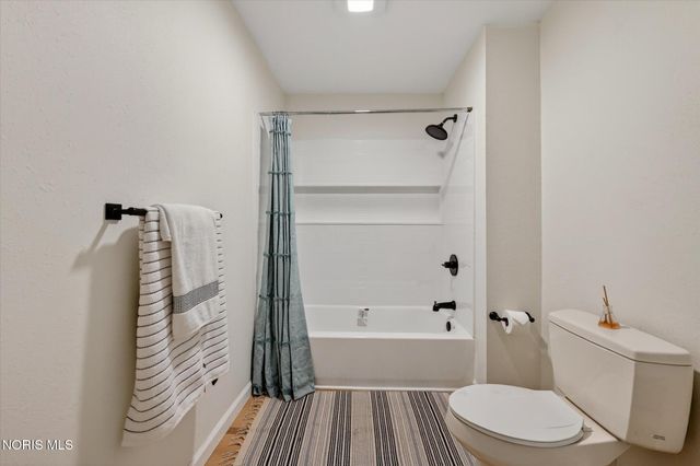 3962 Secluded Ravine Court, Maumee, OH 43537