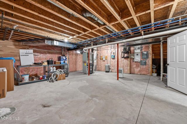 3962 Secluded Ravine Court, Maumee, OH 43537