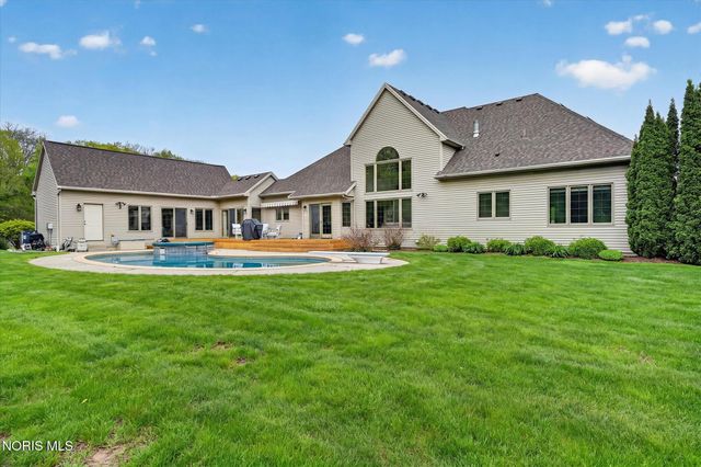 3962 Secluded Ravine Court, Maumee, OH 43537