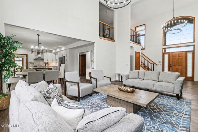 3962 Secluded Ravine Court, Maumee, OH 43537