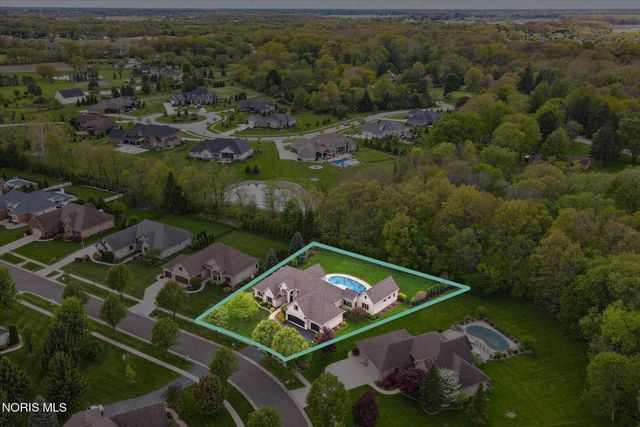 3962 Secluded Ravine Court, Maumee, OH 43537
