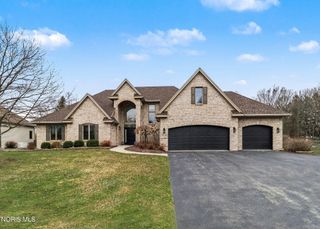3962 Secluded Ravine Court, Maumee, OH 43537