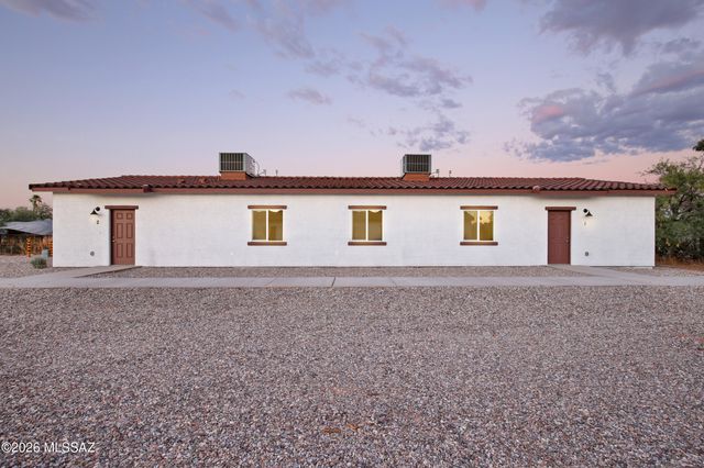 378 E Corona Road, Tucson, AZ 85756