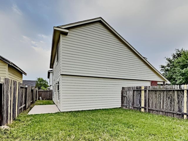 911 Red Alder Circle, Houston, TX 77073