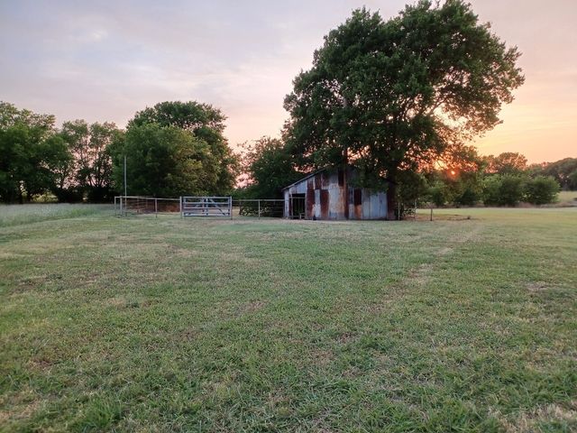 1515 S Fannin Road, Melissa, TX 75454