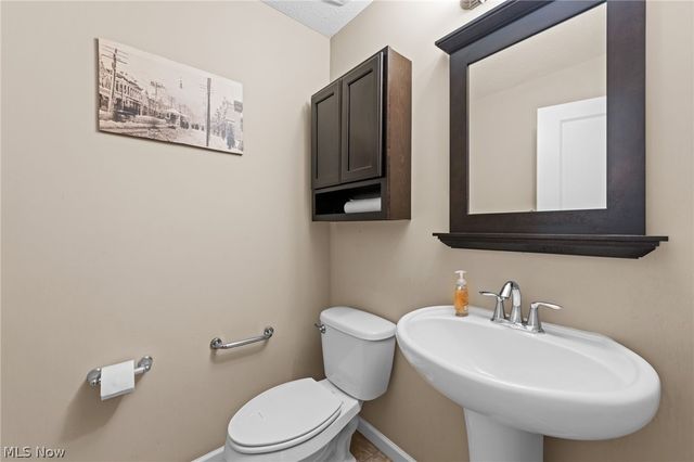 3819 Arcadia Circle, Willoughby, OH 44094