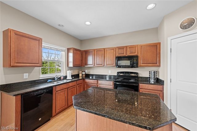 3819 Arcadia Circle, Willoughby, OH 44094