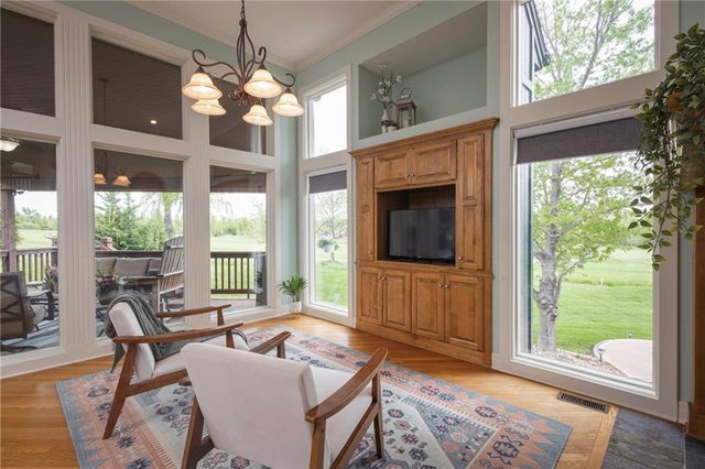 4417 N 141st Street, Basehor, KS 66007