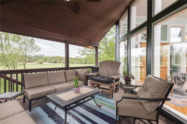 4417 N 141st Street, Basehor, KS 66007