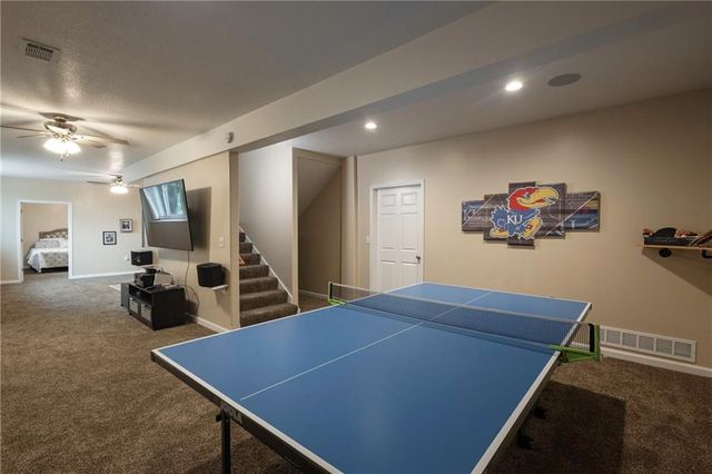 4417 N 141st Street, Basehor, KS 66007