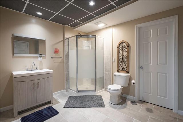 4417 N 141st Street, Basehor, KS 66007