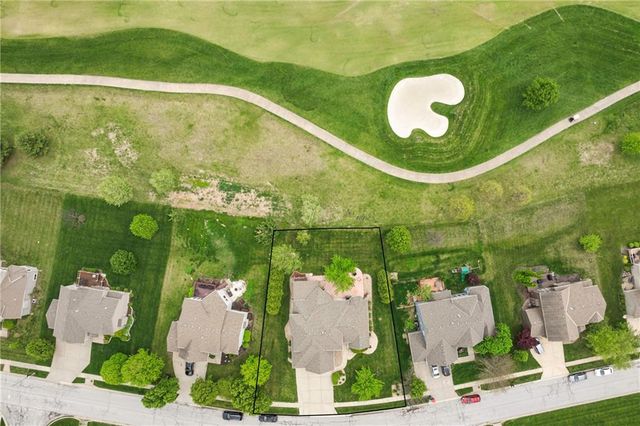 4417 N 141st Street, Basehor, KS 66007