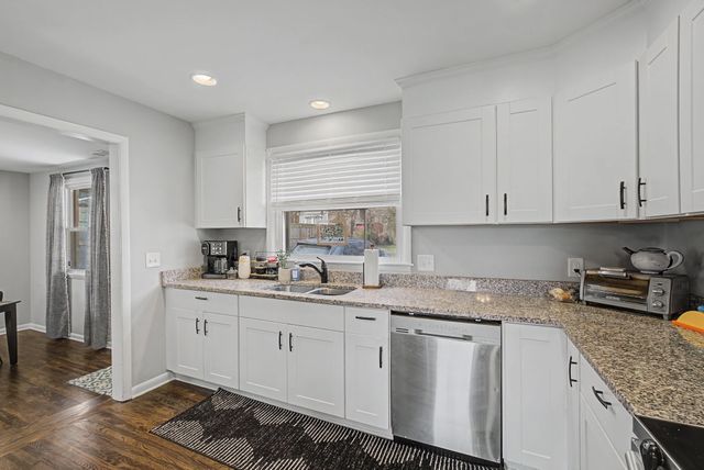 820 Allen Rd, Nashville, TN 37214