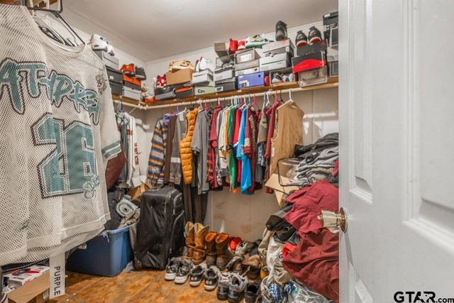 204 W Tarbutton Street, Troup, TX 75789