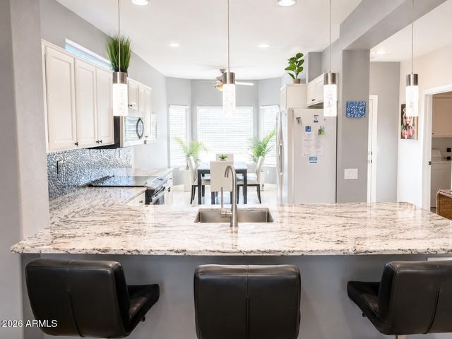 15876 W Alpine Ridge Drive, Surprise, AZ 85374