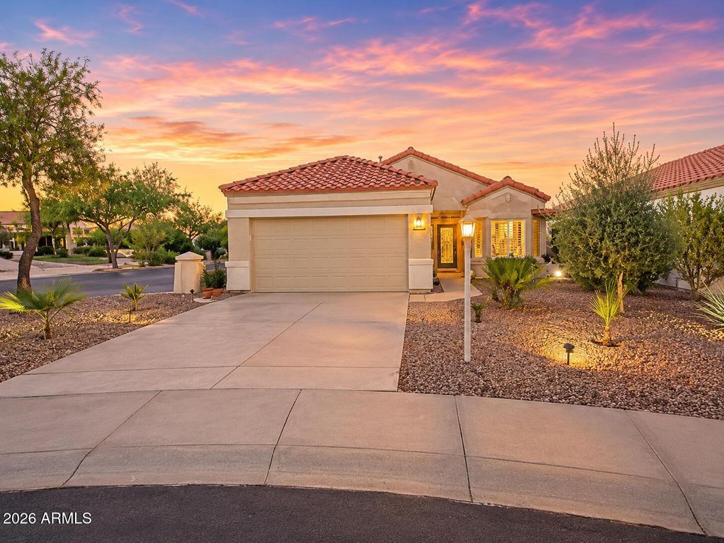 15876 W Alpine Ridge Drive, Surprise, AZ 85374