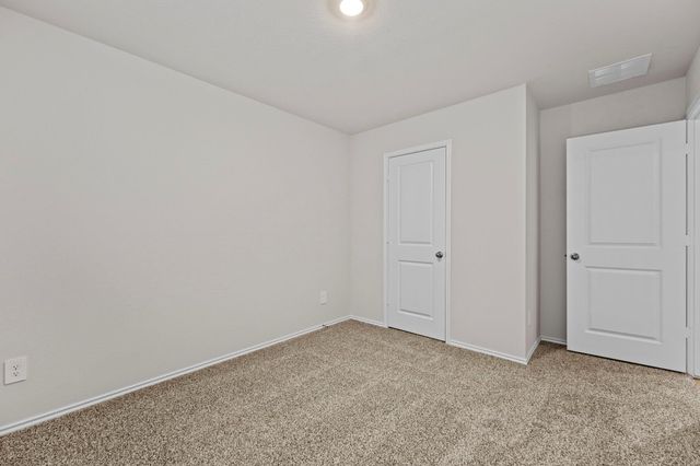 405 Wild Goose DR, Luling, TX 78648