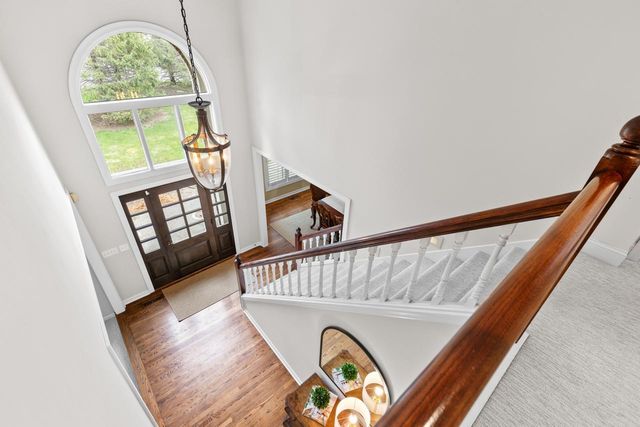 11421 Bluestem Lane, Eden Prairie, MN 55347