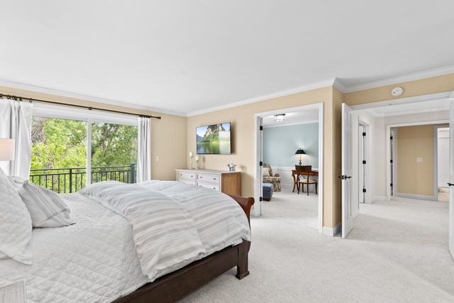 11421 Bluestem Lane, Eden Prairie, MN 55347