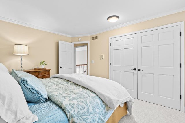 11421 Bluestem Lane, Eden Prairie, MN 55347