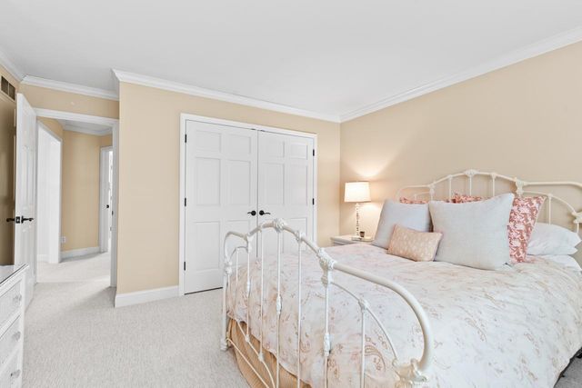 11421 Bluestem Lane, Eden Prairie, MN 55347
