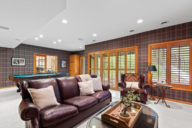 11421 Bluestem Lane, Eden Prairie, MN 55347