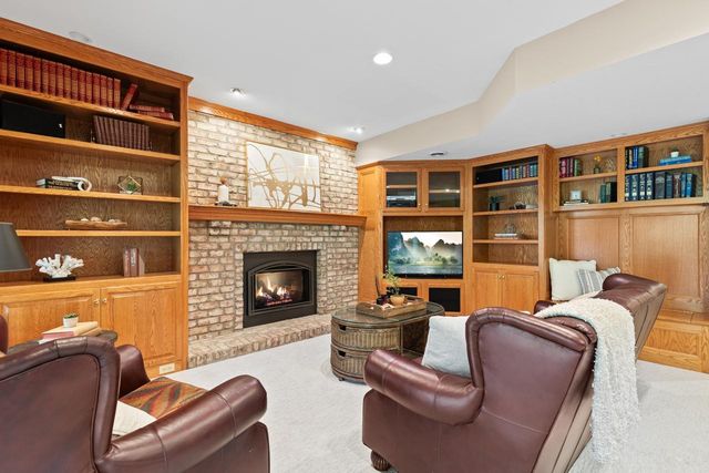 11421 Bluestem Lane, Eden Prairie, MN 55347