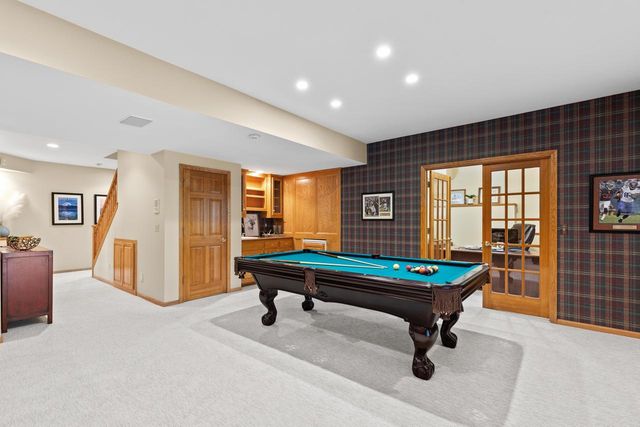 11421 Bluestem Lane, Eden Prairie, MN 55347