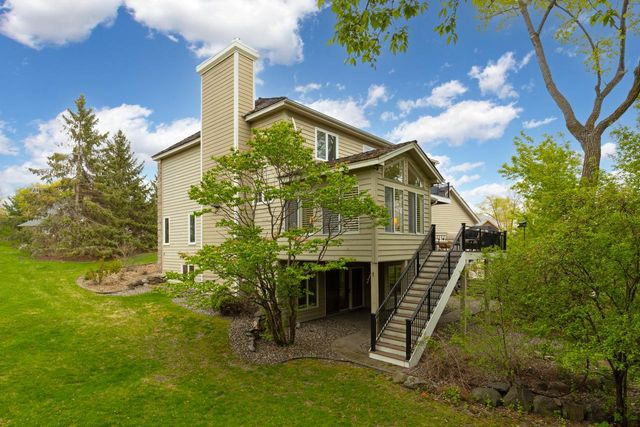 11421 Bluestem Lane, Eden Prairie, MN 55347