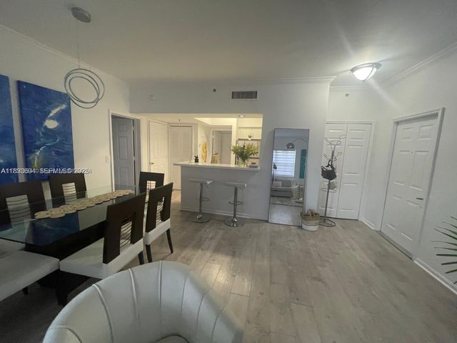 3105 NE 184th Street 7202, Aventura, FL 33160