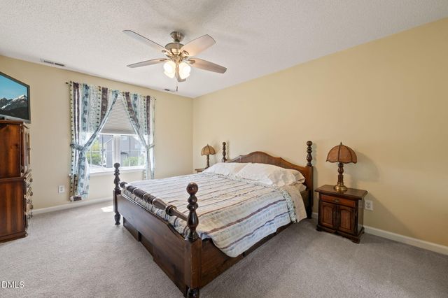 100 Linwood Lane, Clayton, NC 27527