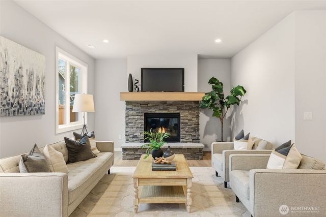 33689 NE 42nd Street, Carnation, WA 98014