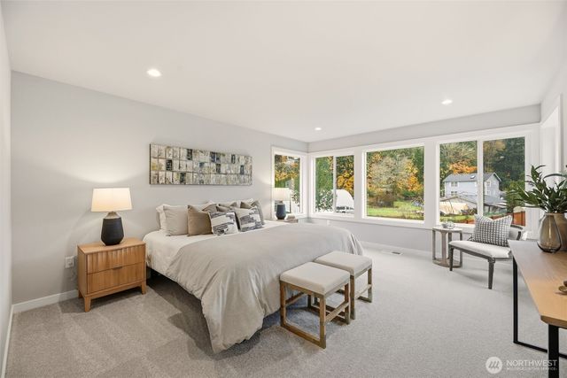 33689 NE 42nd Street, Carnation, WA 98014