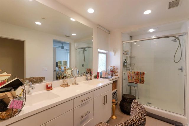 126 Cadence, Irvine, CA 92618