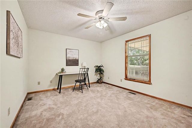 19108 E 27th St Court, Independence, MO 64057
