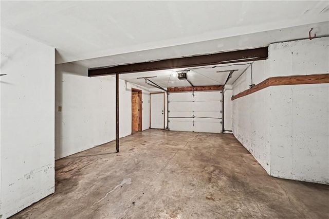 19108 E 27th St Court, Independence, MO 64057