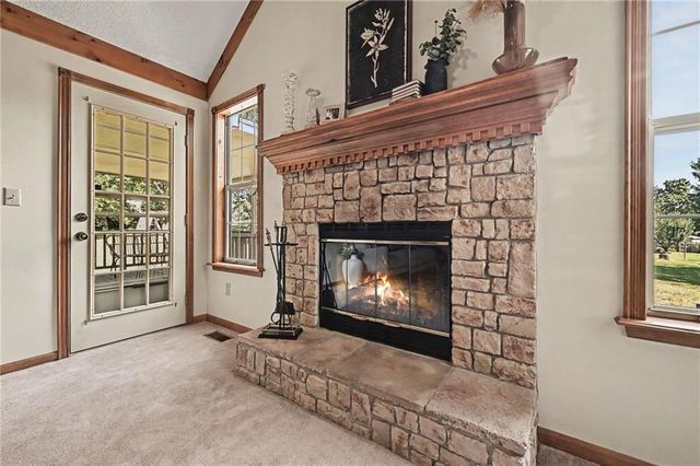 19108 E 27th St Court, Independence, MO 64057