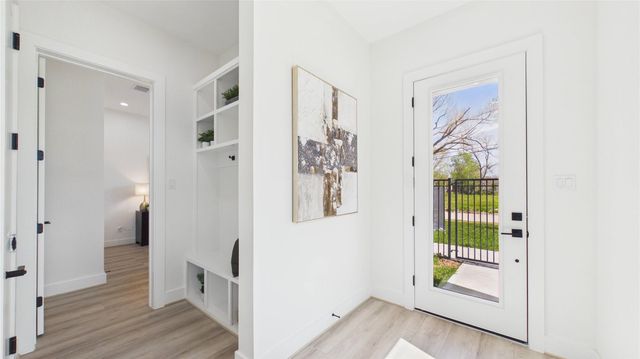 2413 Harrington Street, Houston, TX 77026