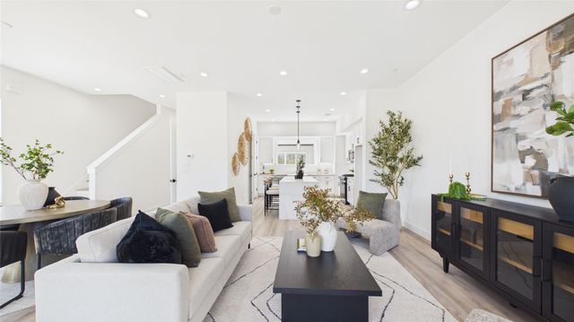 2413 Harrington Street, Houston, TX 77026