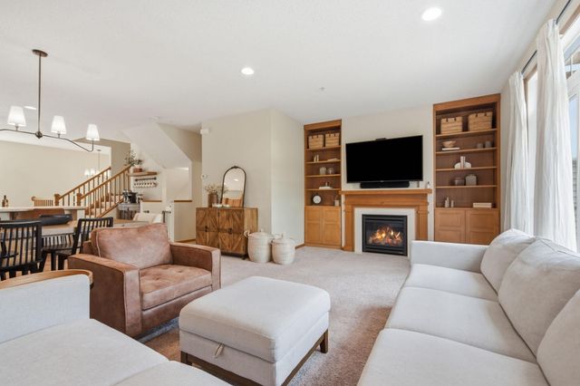 11937 Emery Village Drive N, Champlin, MN 55316