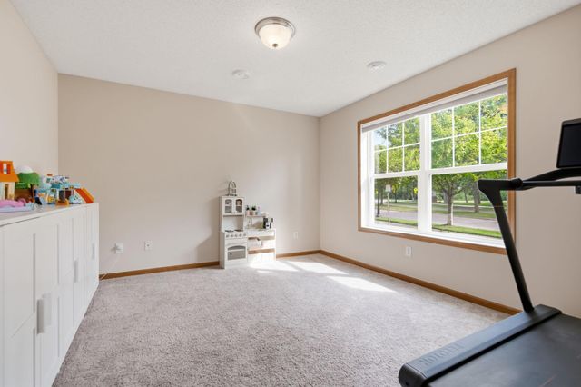 11937 Emery Village Drive N, Champlin, MN 55316