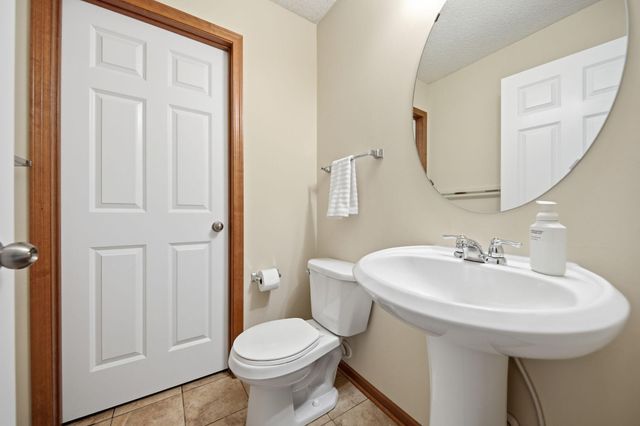 11937 Emery Village Drive N, Champlin, MN 55316