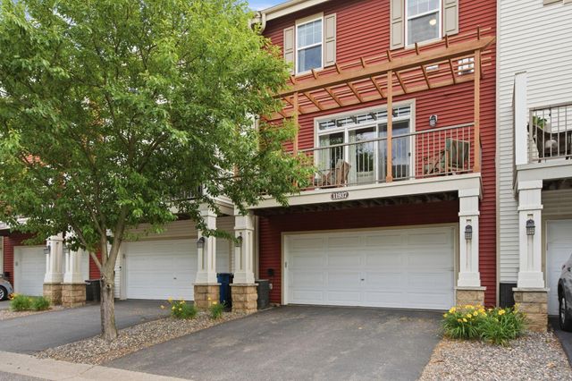 11937 Emery Village Drive N, Champlin, MN 55316