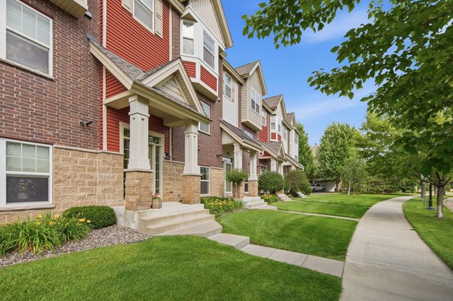 11937 Emery Village Drive N, Champlin, MN 55316