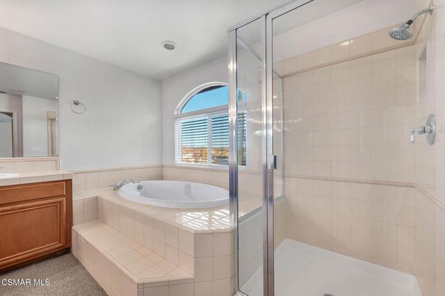 2016 Magpie Court, Newbury Park, CA 91320